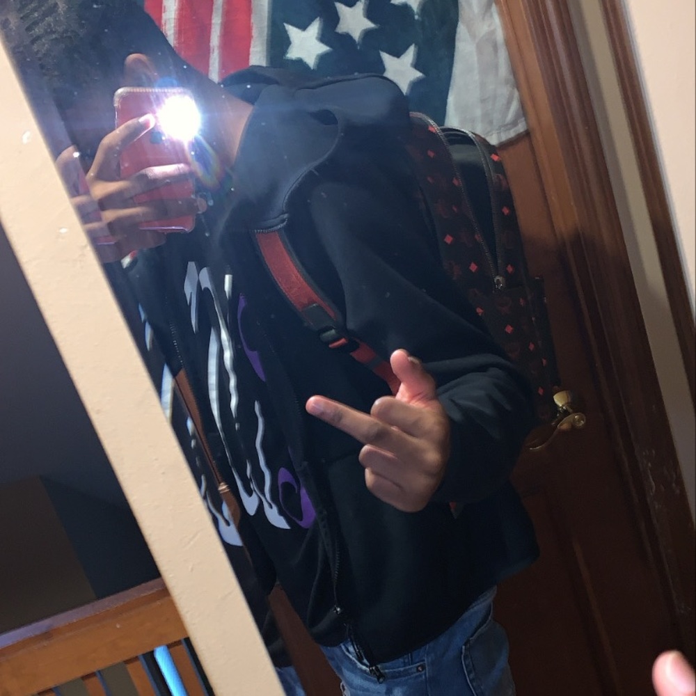 Meet your Posher, Aaron